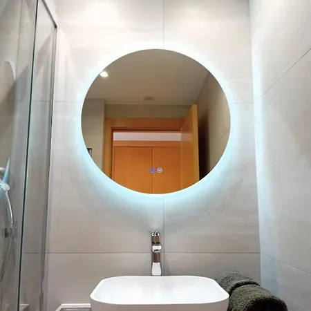 Marina With Pool Access Apartman *