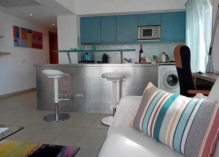 Apartamento Marina With Pool Access *